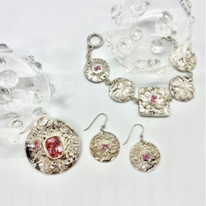 Blush Reverie Medallion Set